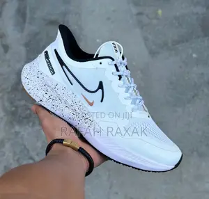 Original White Nike Air Zoom Running Trainer Sneakers