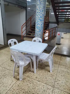 National Outdoor Plastic Chairs and Table for Bar and Restaurant