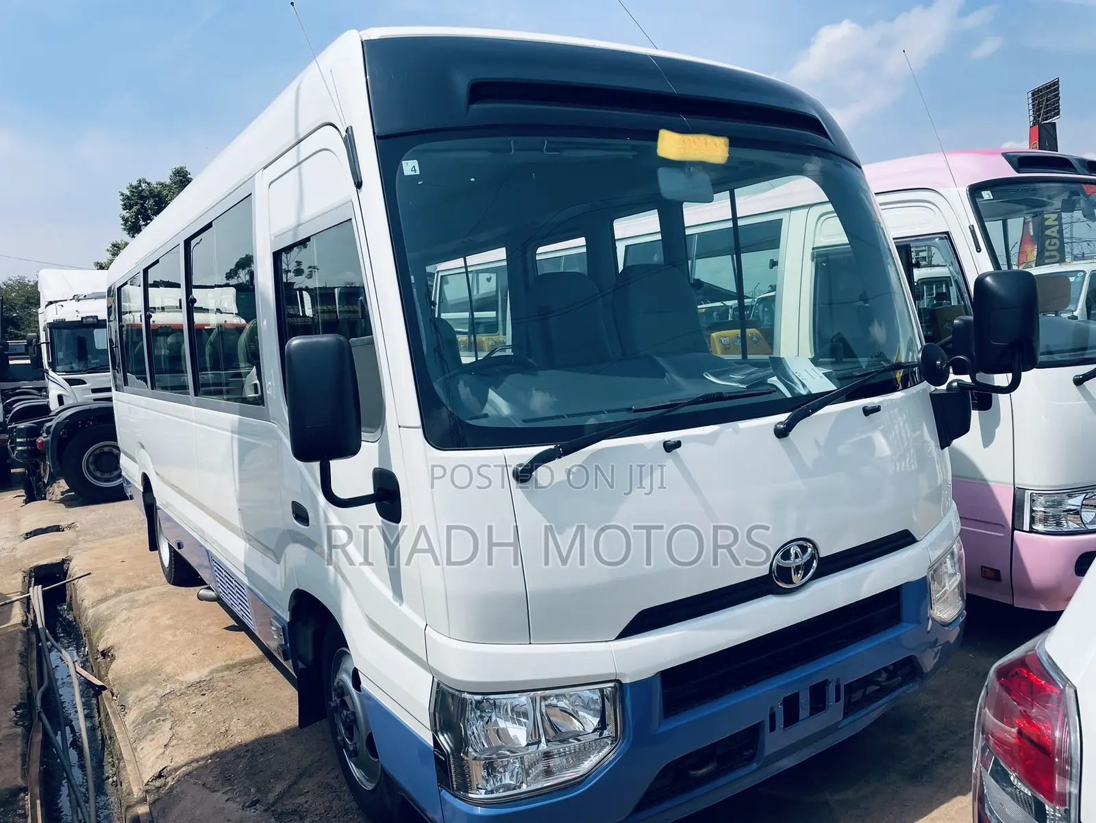 Toyota Coaster 2017 White