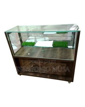 Secure Business Display Counter 4x2x3ft 2-Layer With Lock and Safe