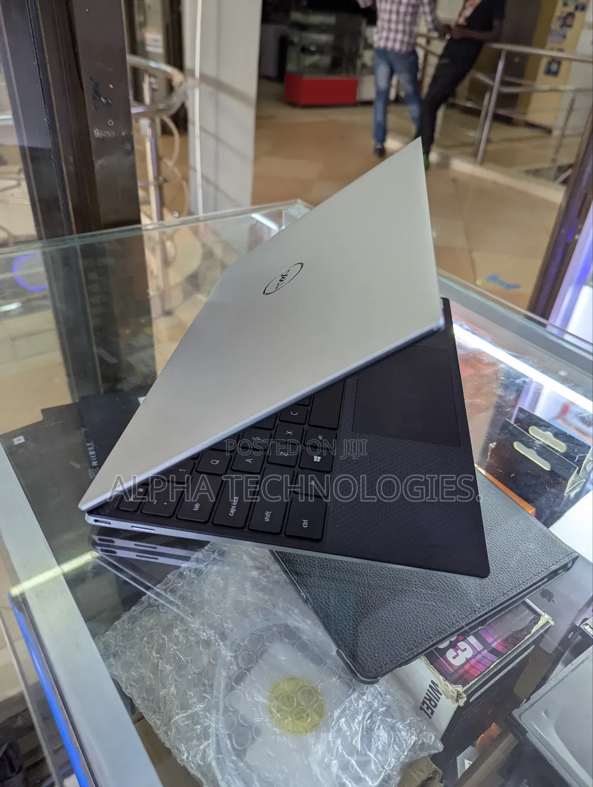 Laptop Dell XPS 13 (9360) 16GB Intel Core I7 SSD 1T