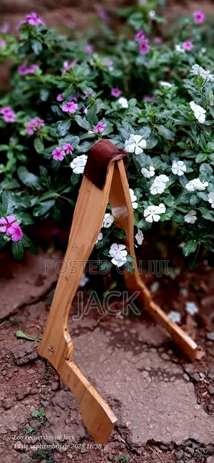 Wooden Guitar Stand