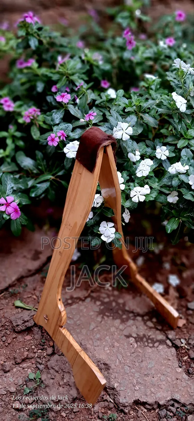 Wooden Guitar Stand