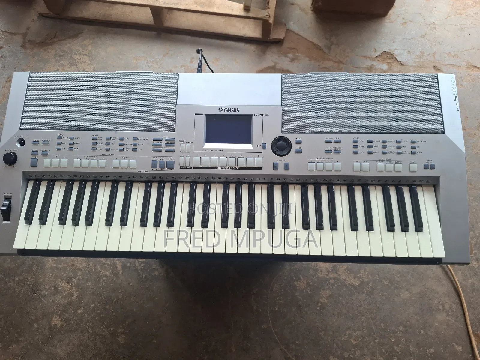 Keyboard Yamaha S500