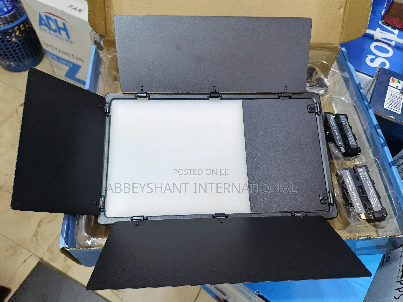 Professional Photo and Video Led Video Kit With Stand.