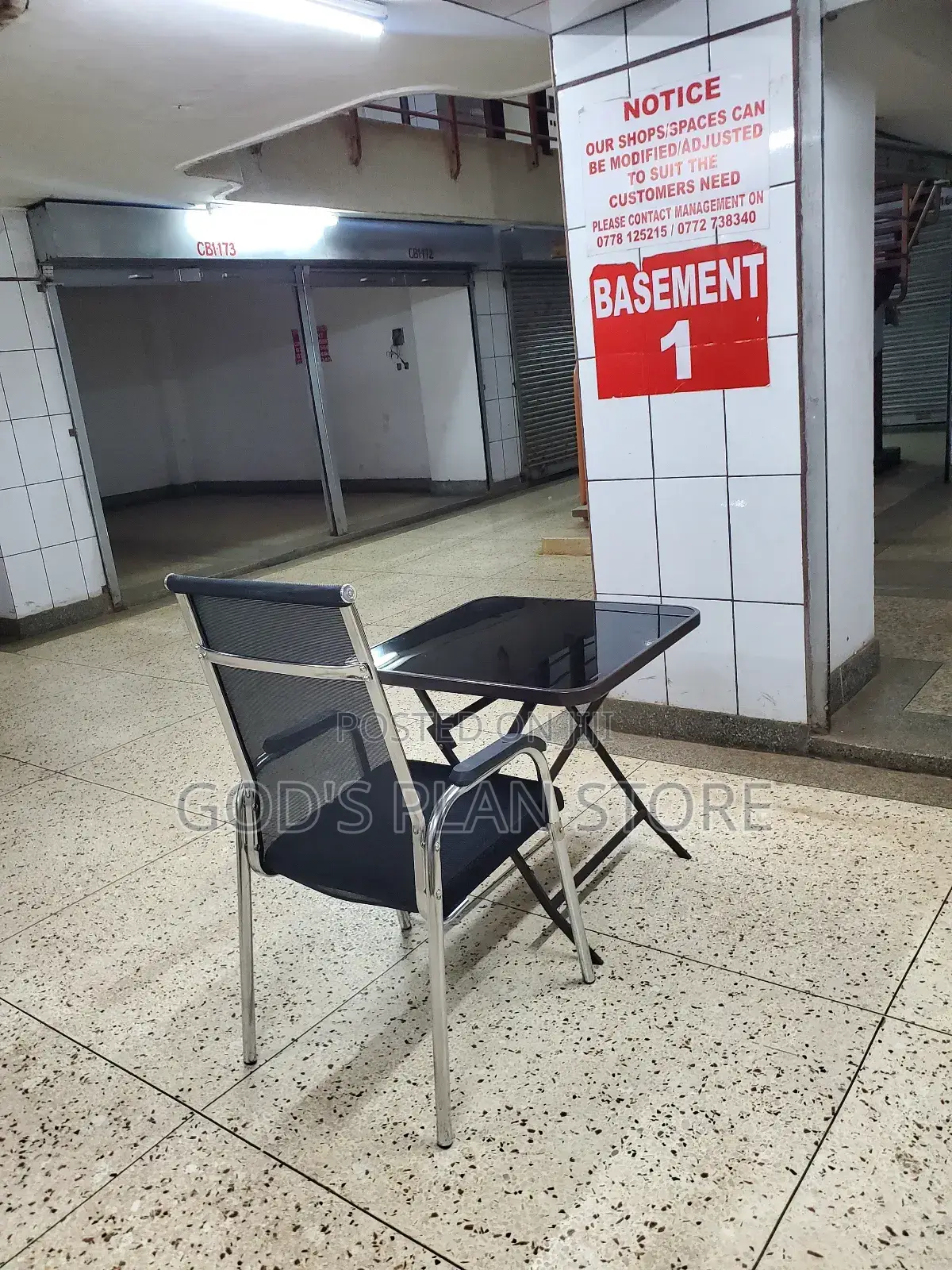 Office Chair and Office Table