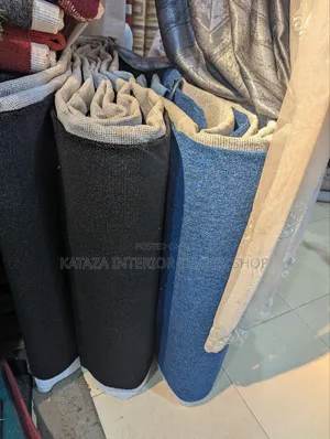Black and Blue Useable Woolen Carpets