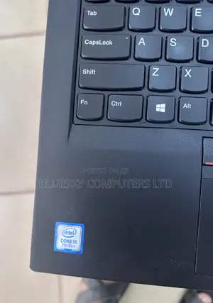 Laptop Lenovo ThinkPad T470 8GB Intel Core I5 SSHD (Hybrid) 256GB