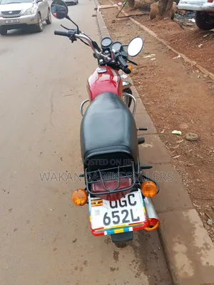 Bajaj Boxer 100 2024 Red