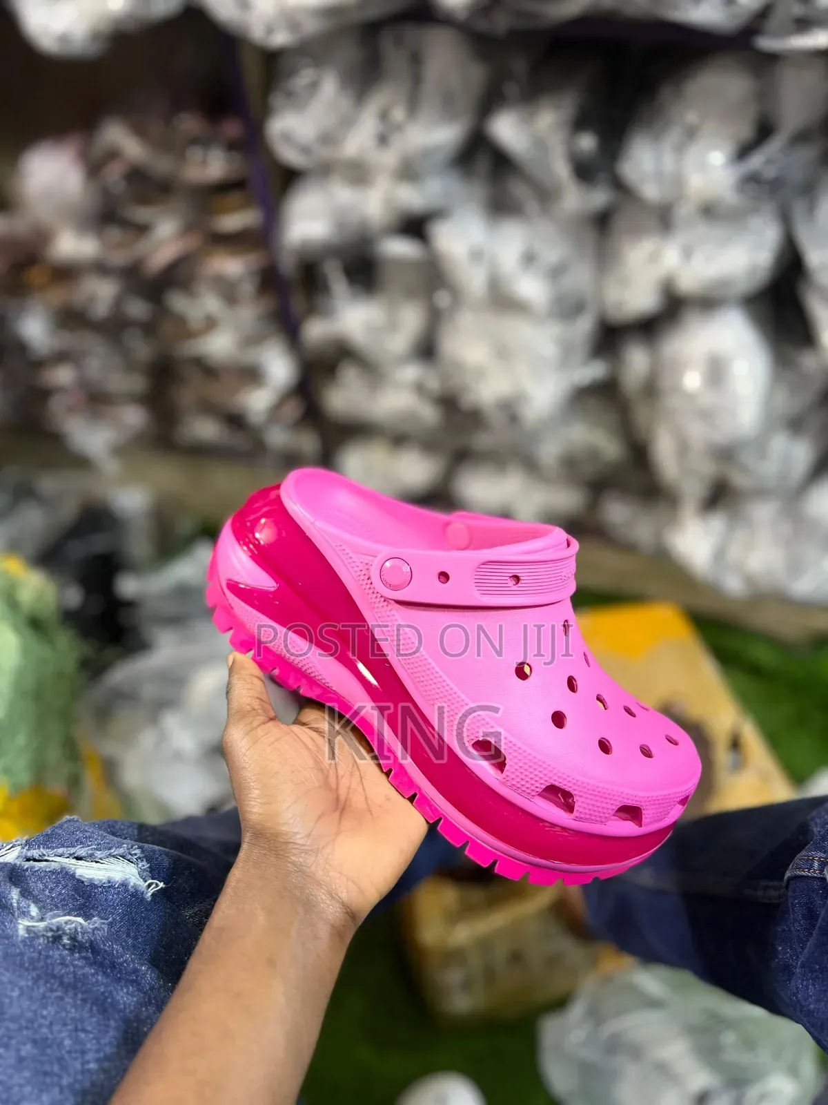 Grand Unisex Mega Crush Crocs