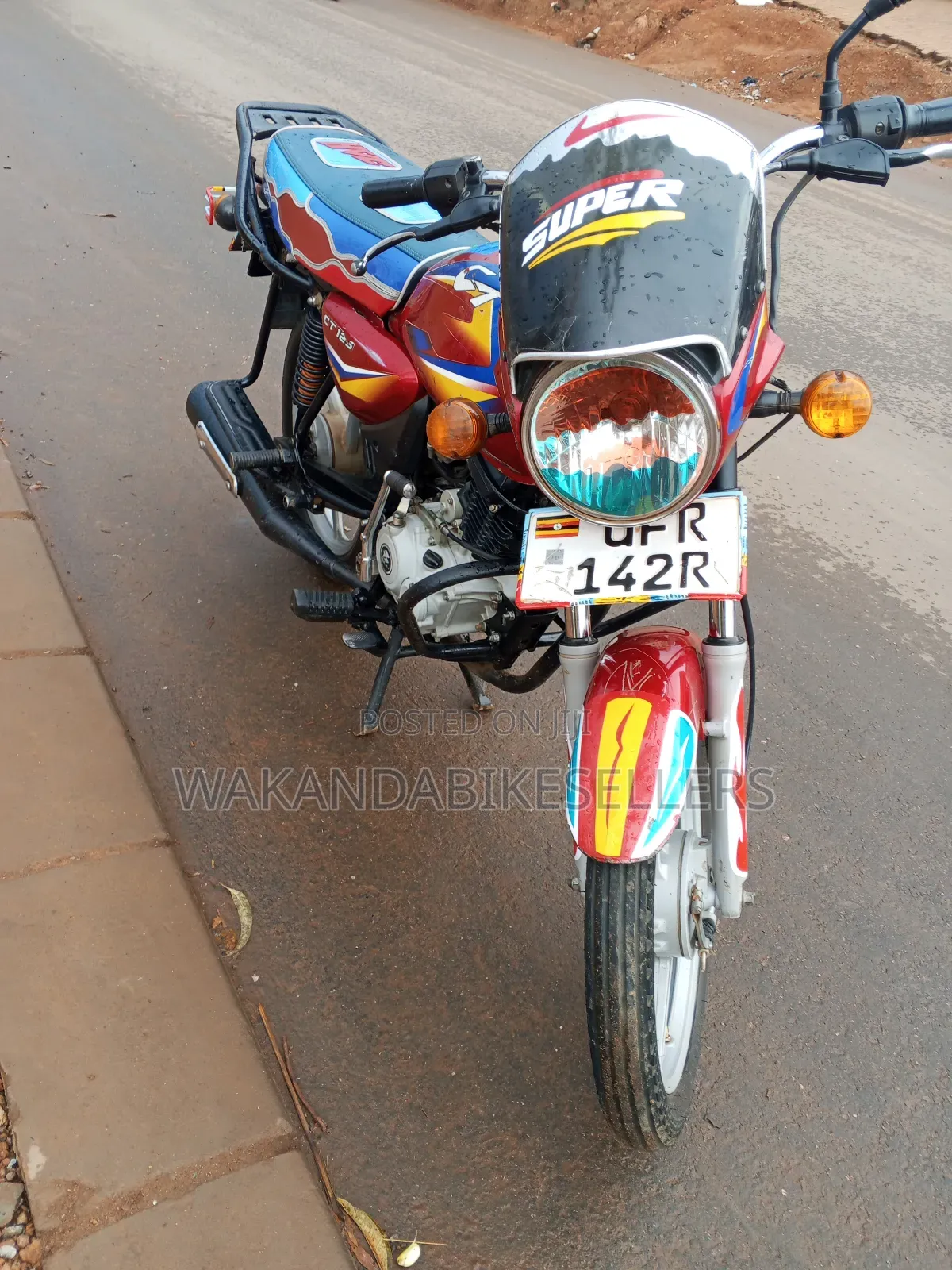 Bajaj Boxer 100 2022 Red