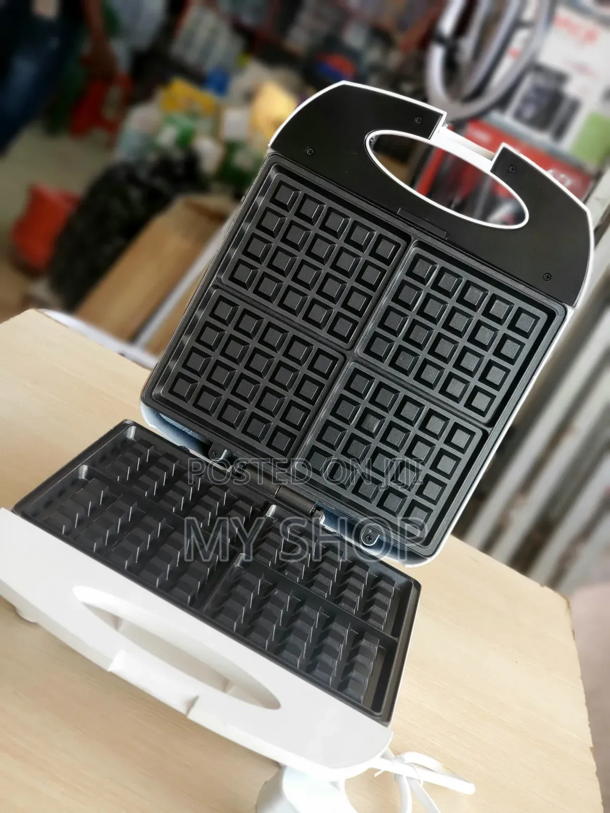 Waffle Maker Winning Star