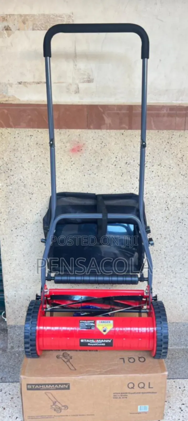 Manual Lawnmower