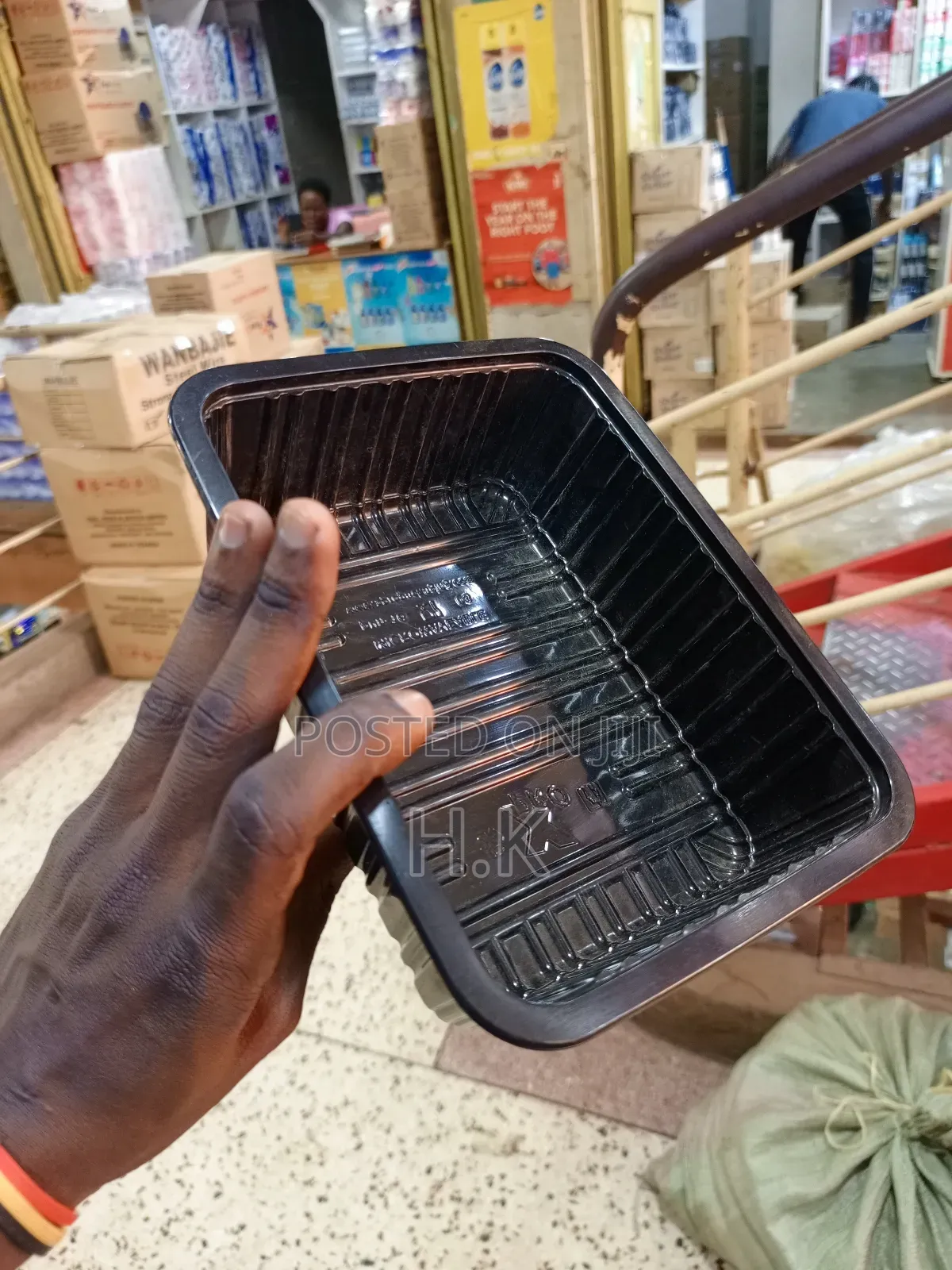 25pcs Black Plastic Packaging Tray With Covers