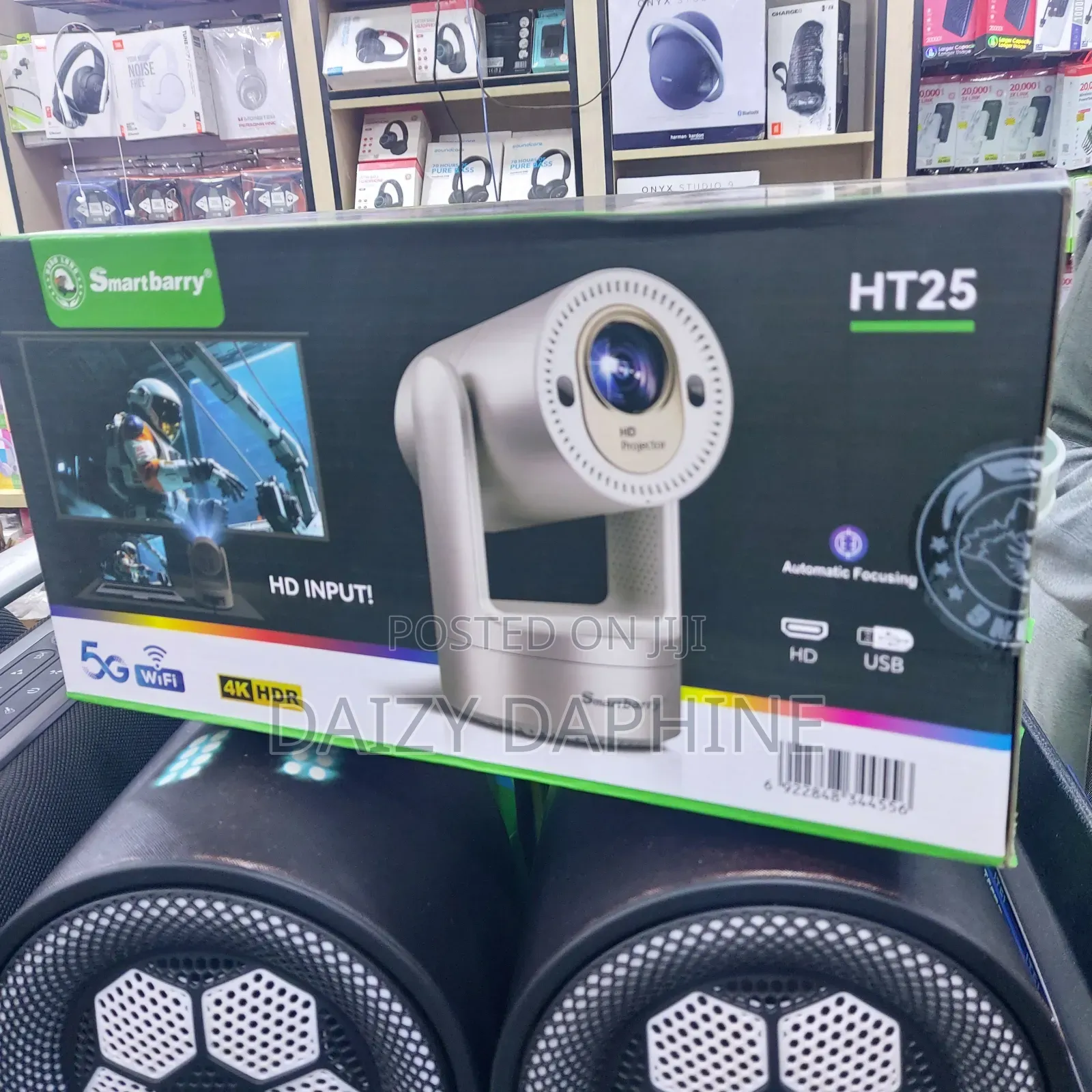 200 Lumens Ht25 Smartbarry Projector