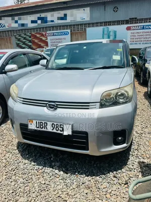 Toyota Corolla Rumion 2011 Silver
