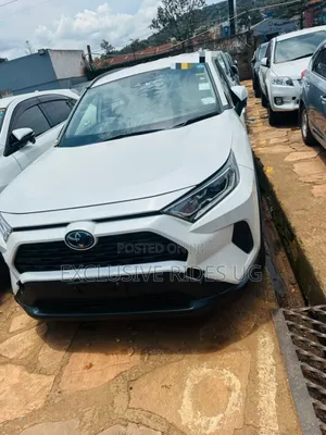 Toyota RAV4 Limited AWD 2020 White
