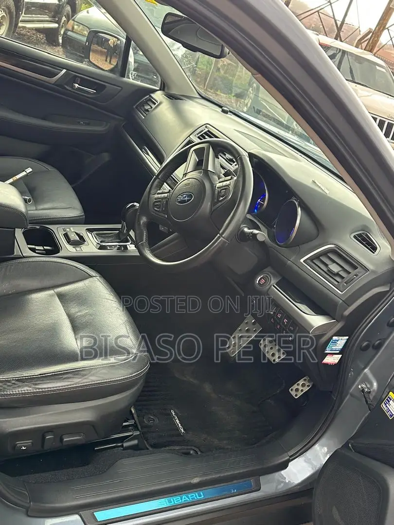 Subaru Outback 2.5i Premium AWD 2016 Gray