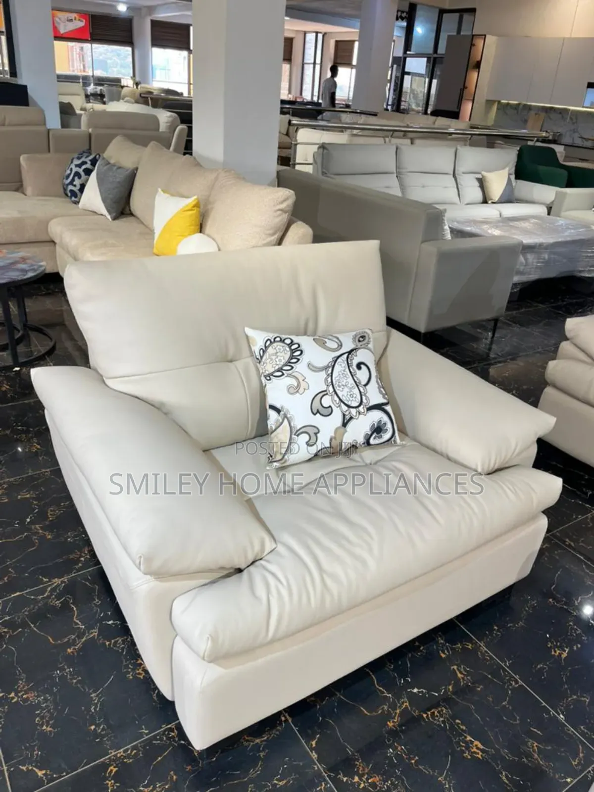 Luxury 6 Seater With a Luxury Centre Table at Discount Price