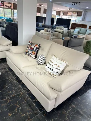 Luxury 6 Seater With a Luxury Centre Table at Discount Price