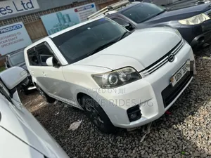 Toyota Corolla Rumion 2010 White