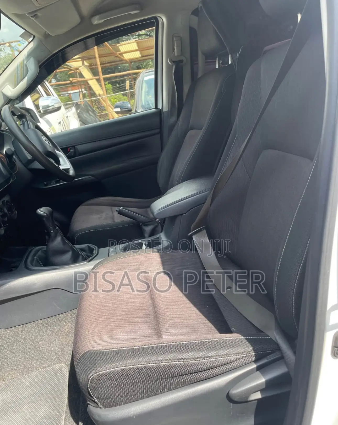 Toyota Hilux 2017 White