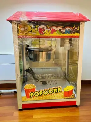 Original and Stylish Popcorn Popper With Glass Display