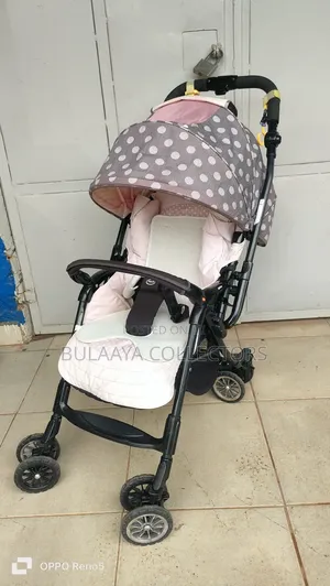 Japanese Aprica Baby Stroller, Foldable, Light Weight, 18kgs Max