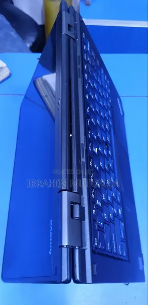Laptop Lenovo ThinkPad Yoga 8GB Intel Core I5 HDD+SSD 500GB