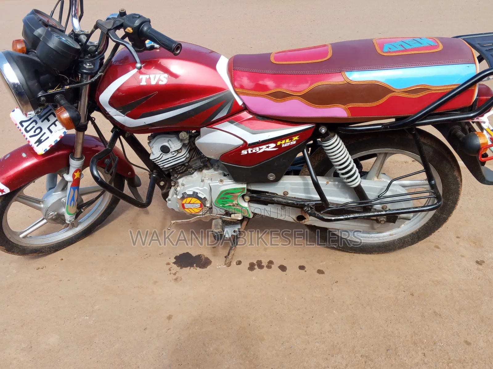TVS HLX 125 2022 Red