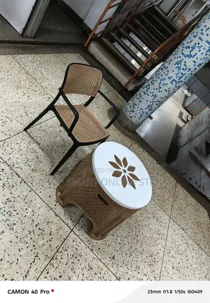 Plastic Round Table and Chair Plastic Round Table and Chair