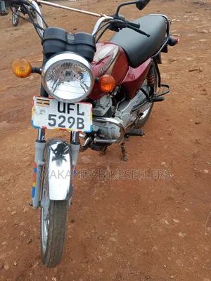 Bajaj Boxer 100 2022 Red