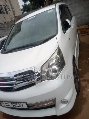 Toyota Noah 2011 White
