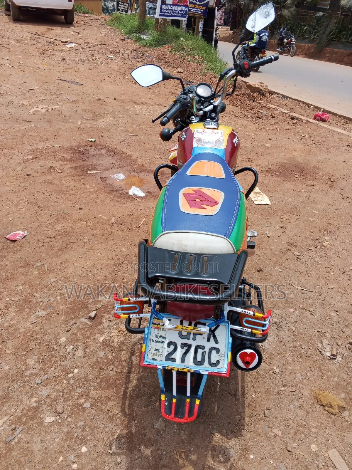 TVS HLX 125 2022 Red