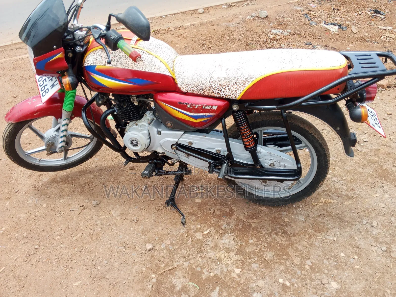 Bajaj Boxer 125 2023 Red