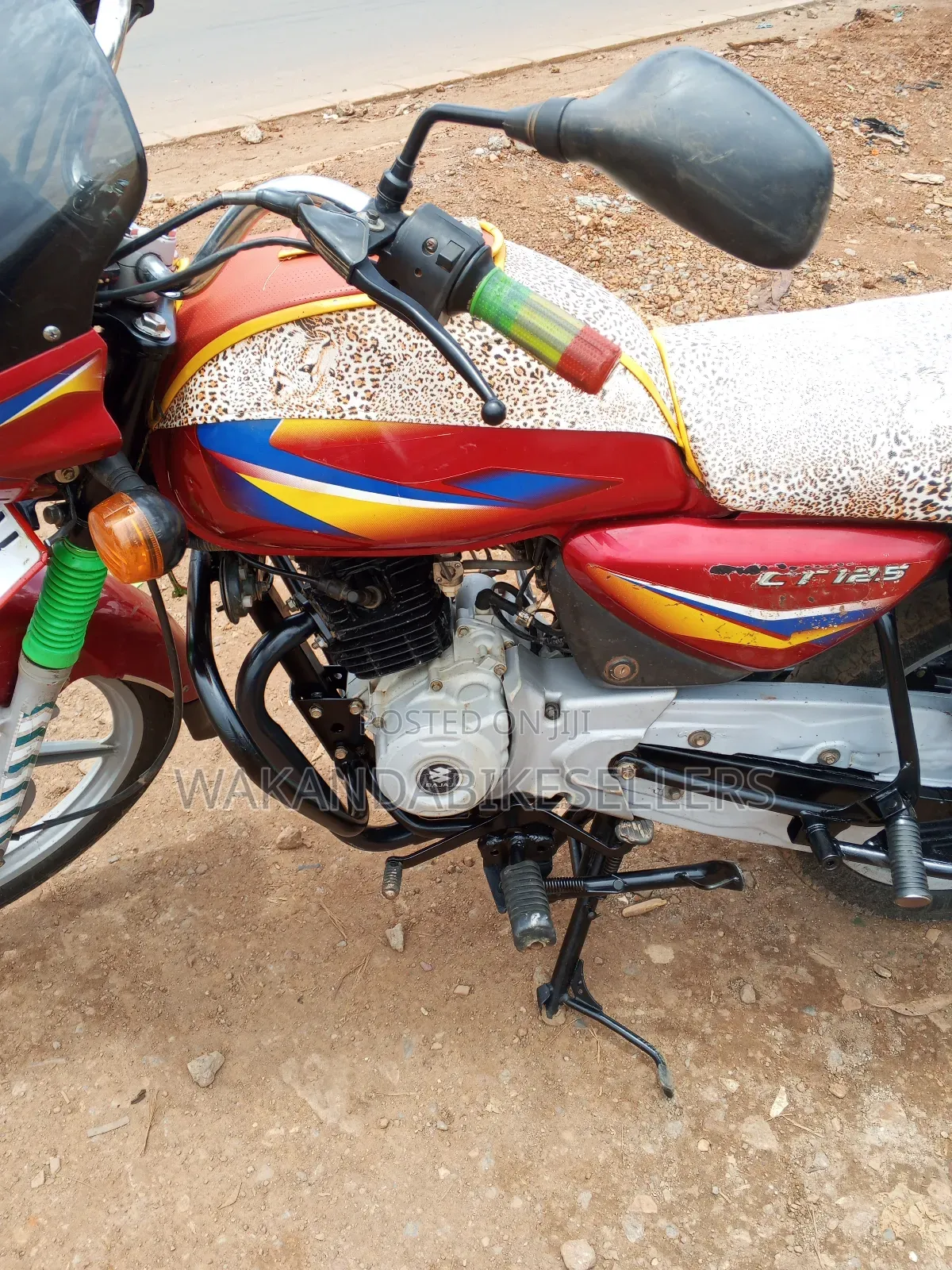 Bajaj Boxer 125 2023 Red