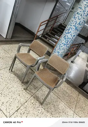 Bar/Restaurant Plastic Chairs Plastic Chairs