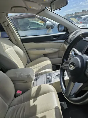 Subaru Outback 2.5i 2011 Black