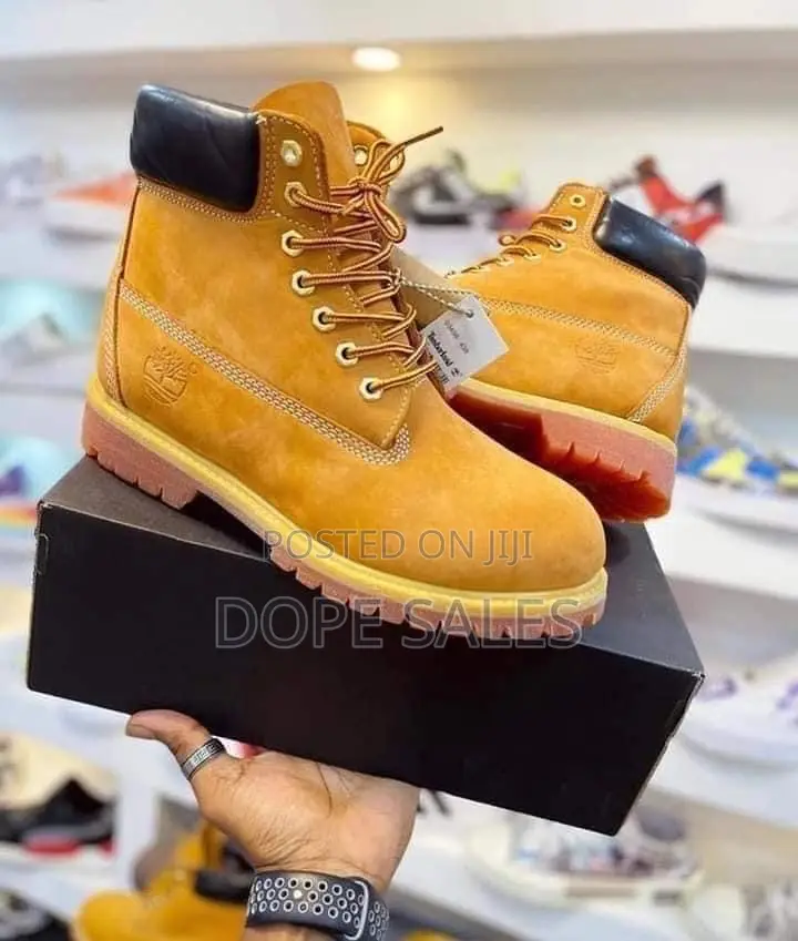 Unisex Boots