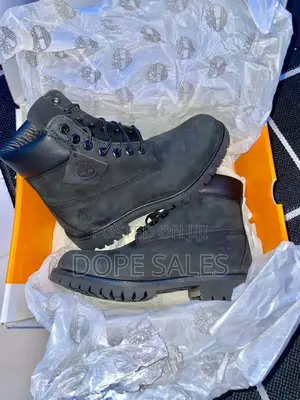 Unisex Boots