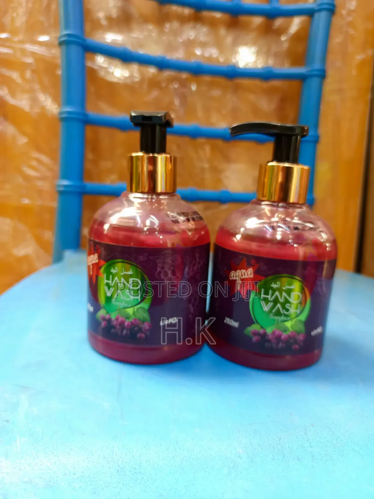 Aqua Hand Wash With A Grape Fragrance