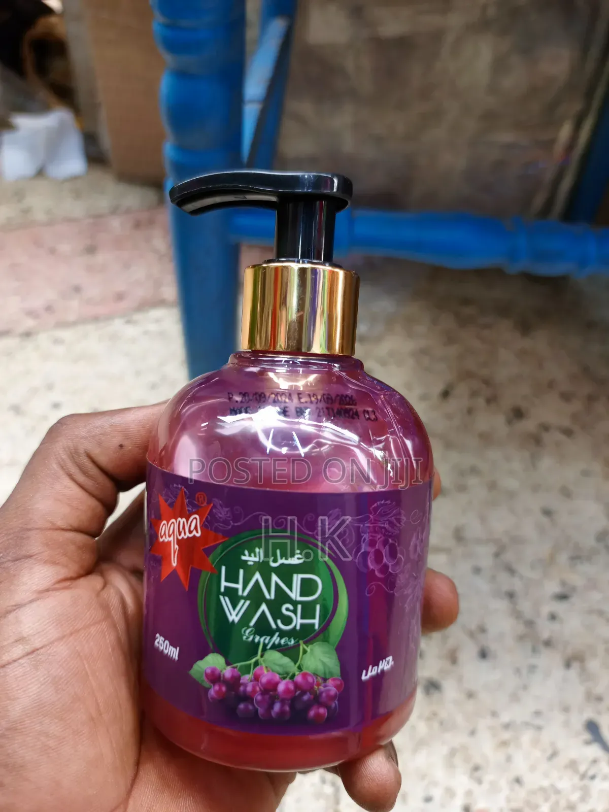 Aqua Hand Wash With A Grape Fragrance