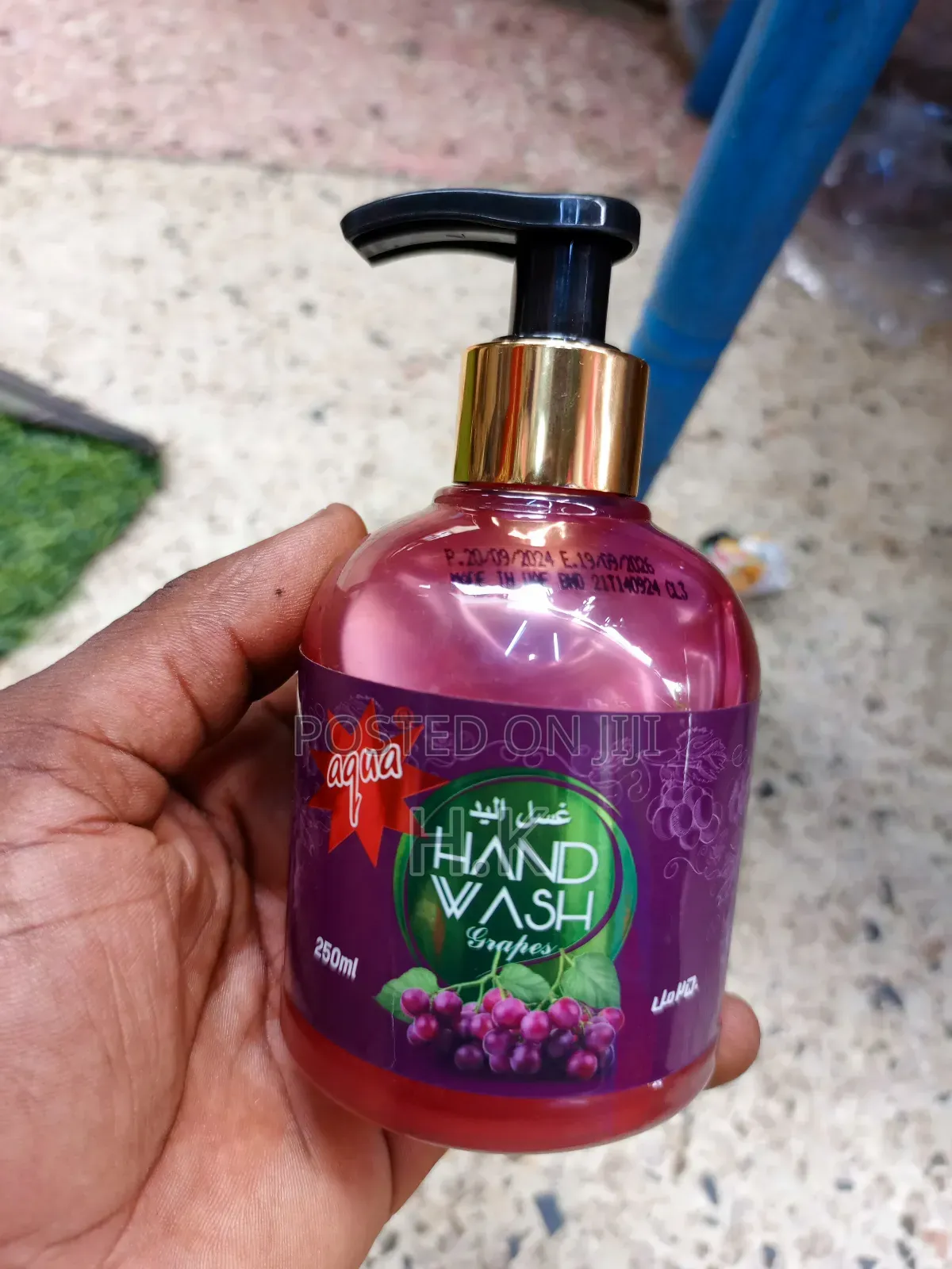 Aqua Hand Wash With A Grape Fragrance