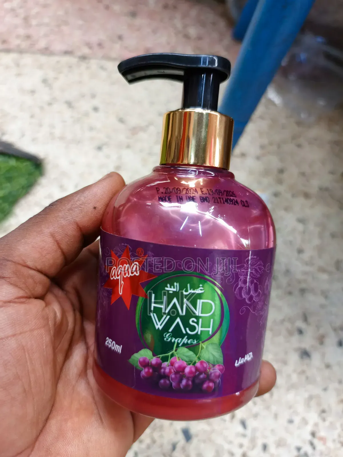 Aqua Hand Wash With A Grape Fragrance
