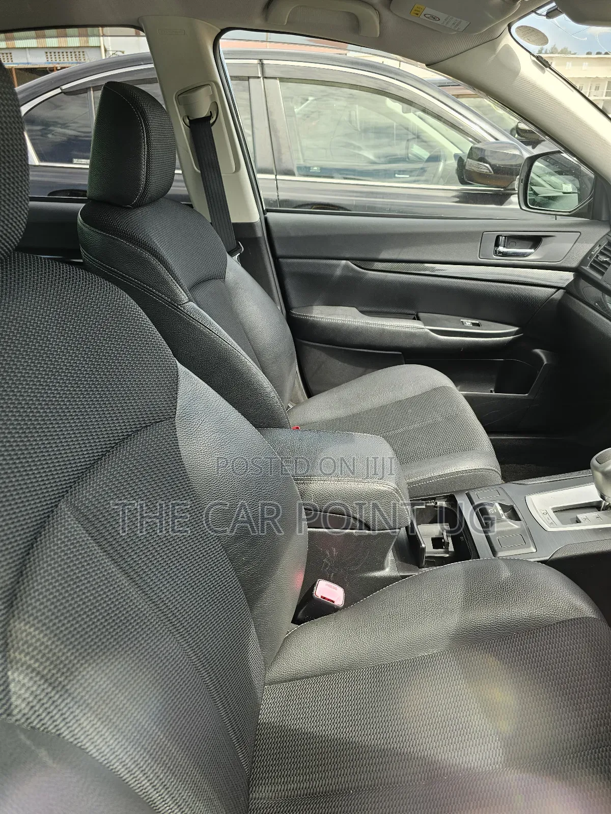 Subaru Legacy 2.5i Limited 2010 Blue