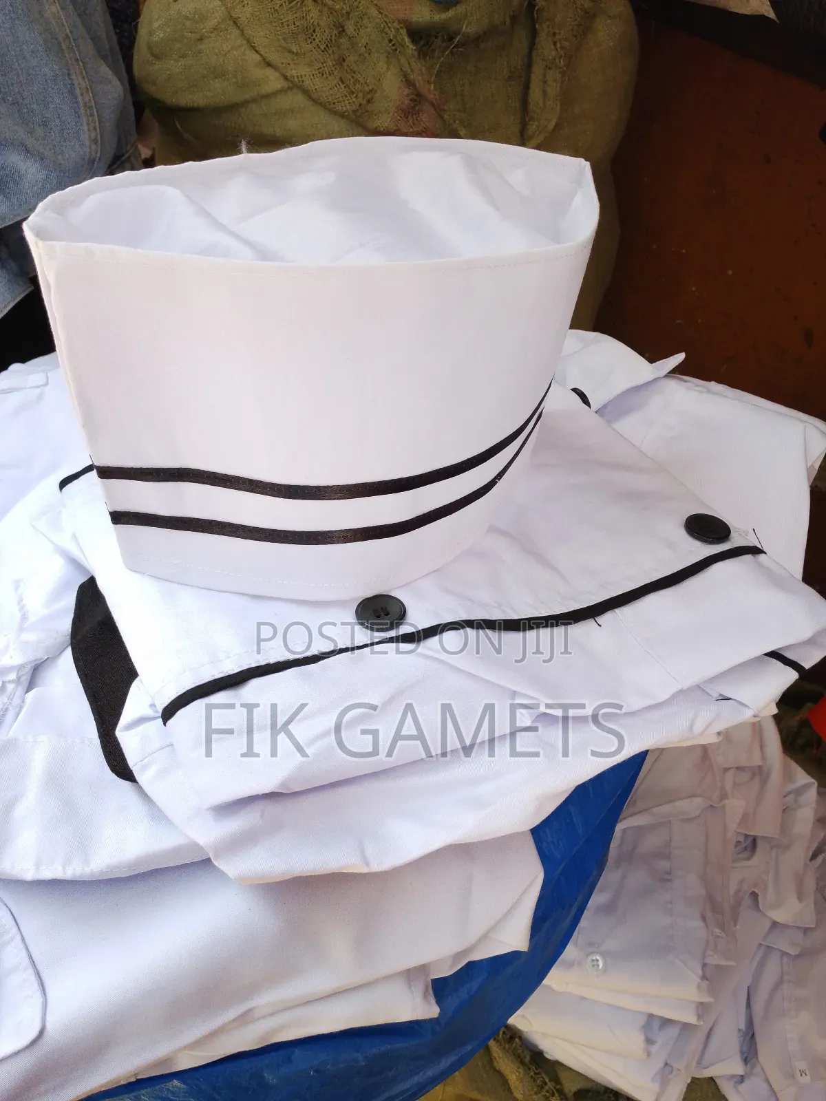 Kitchen Wears With Caps