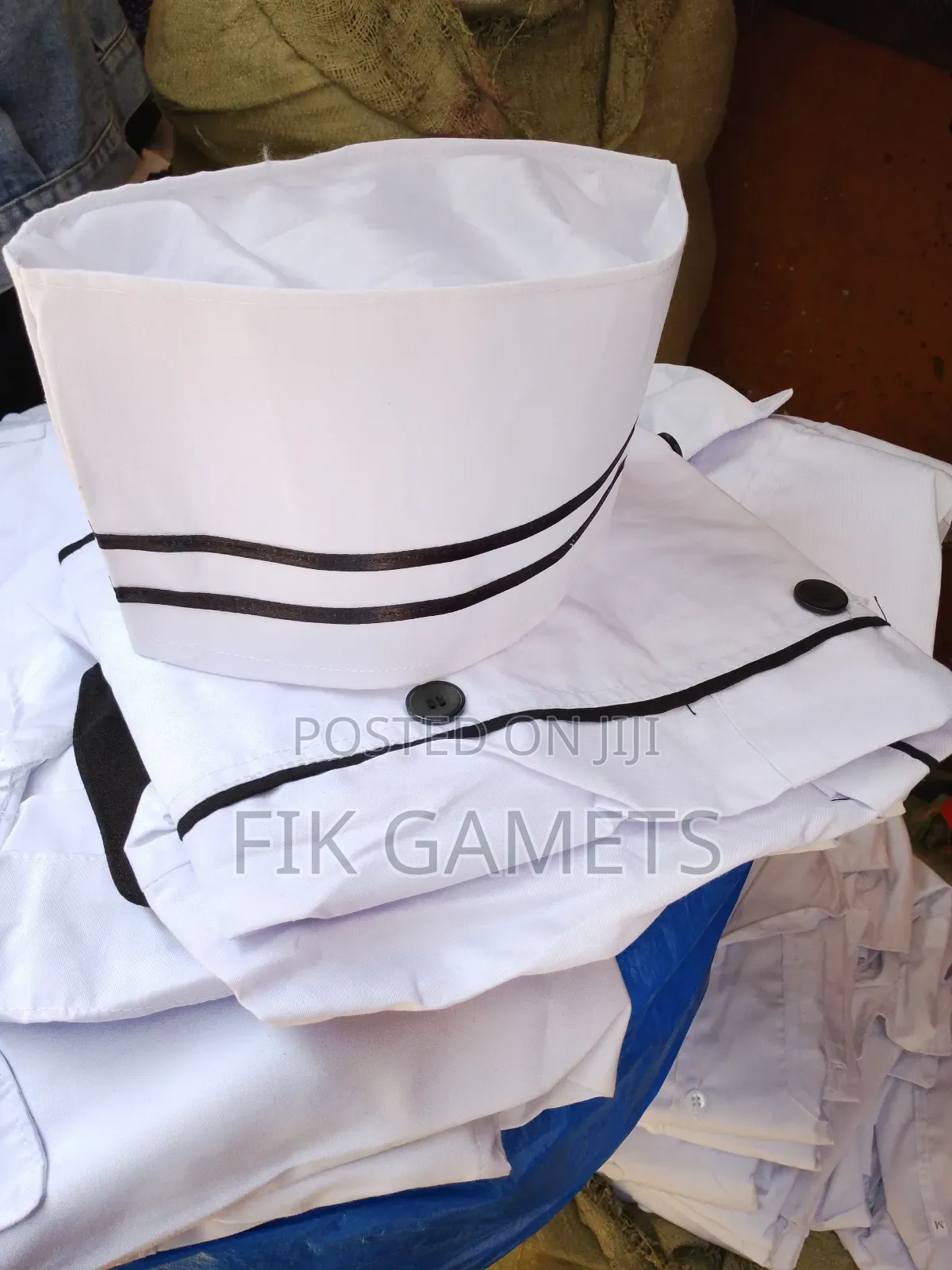 Kitchen Wears With Caps