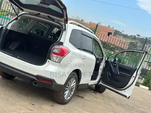 Subaru Forester 2.0XT Premium AWD 2016 White