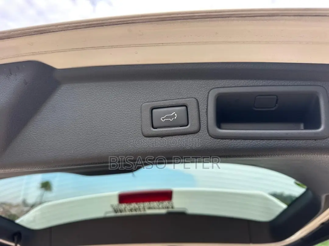 Subaru Forester 2.0XT Premium AWD 2016 White