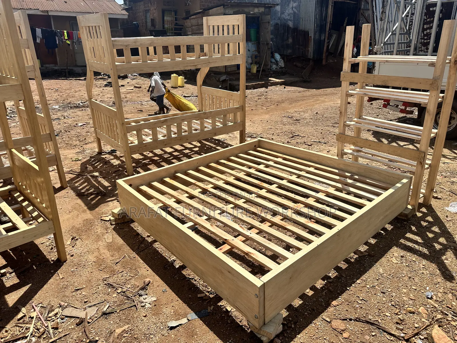 Solid 5/6 Platform Modern Box Bed